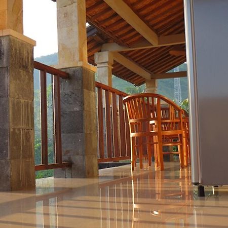 Bali Sari Homestay Amed  Bilik gambar