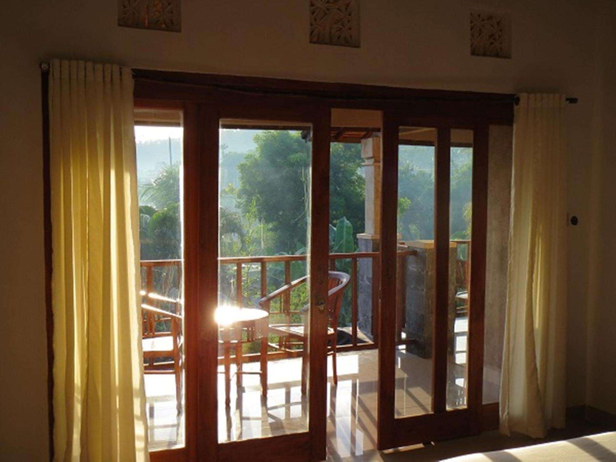 Bali Sari Homestay Amed  Bilik gambar