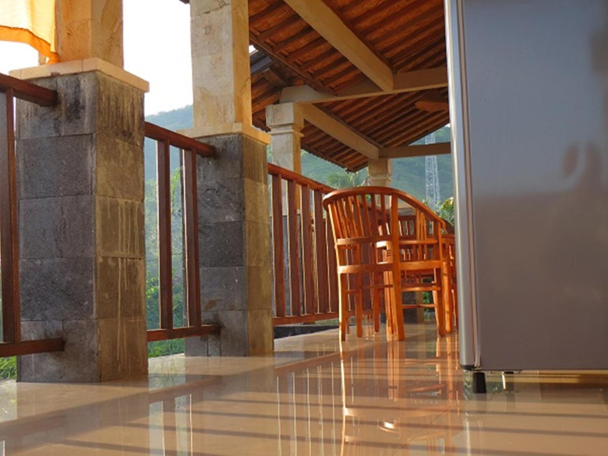 Bali Sari Homestay Amed  Bilik gambar